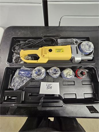Central Machinery Electric Pipe Threader with Case