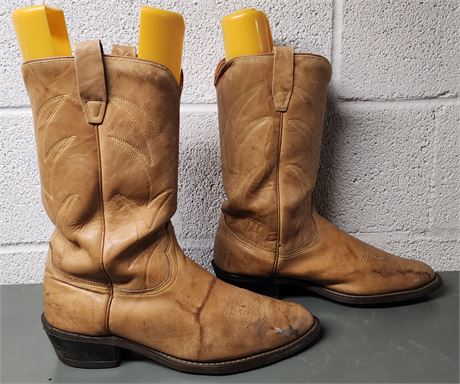 Wrangler Cowboy Boots