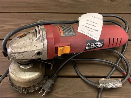 Chicago Electric 4-1/2" Angle Grinder Model 60372