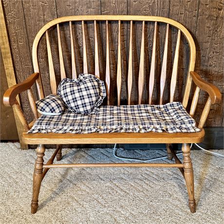 Traditional Windsor Style Wood Bench