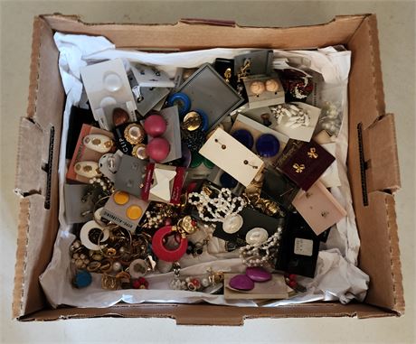 Costume Jewelry Lot