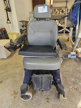 Invacare Pronto Sure Step Power Wheel Chair