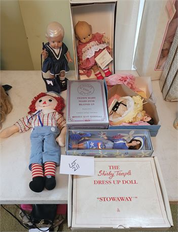 Mixed Doll Lot Effanbee Kewpie, Raggedy Andy Doll, Little Debbie Barbie, Shirley