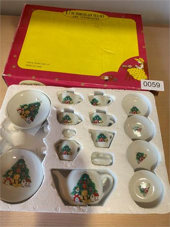 Vintage "Christmas Tree Bear " Collectible Child’s Miniature Tea Set, 17 Pieces