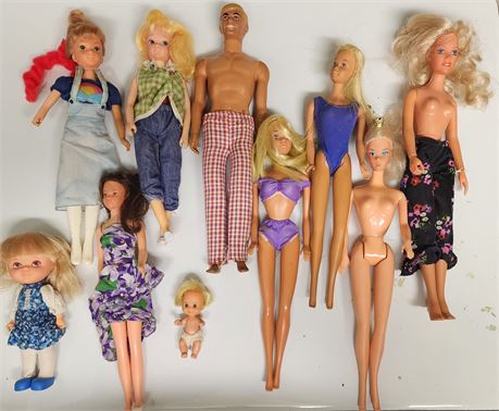 Vintage Dolls & Barbies