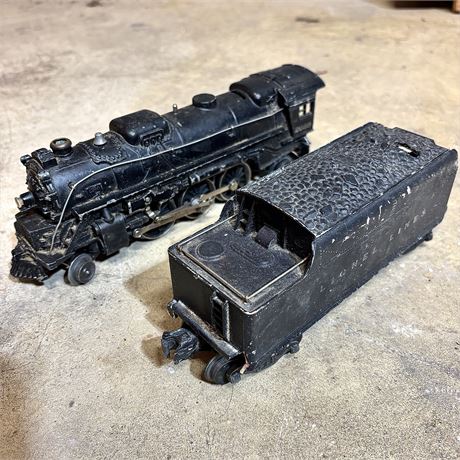 Set of 2 Lionel Trains (No. 2026 & 6466W)