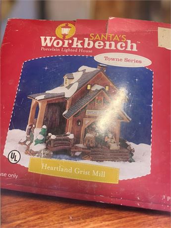 Christmas Village Santa's Workbench Towne Collection "Heartland Grist Mill"