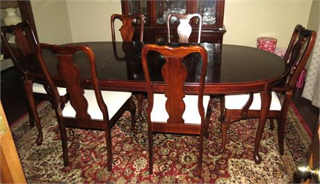 Singer Furniture Co. Dining Table