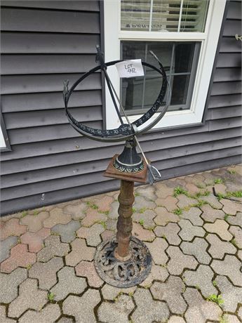 Metal Yard Art Globe Decor