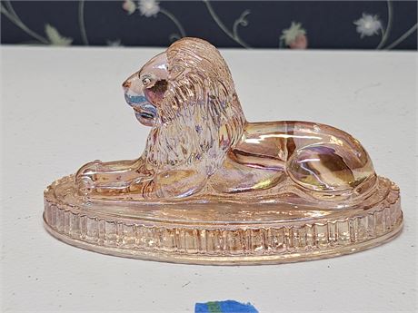 Vogelsong Carnation Pink Carnival Lion Paperweight