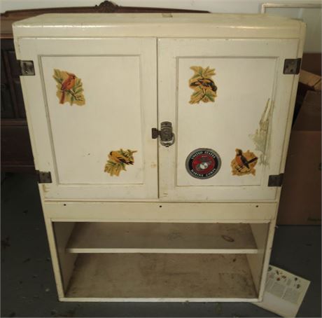 Wall Cabinet