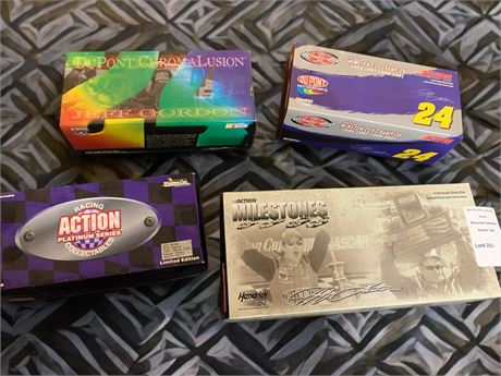 Jeff Gordon NASCAR Die Cast Cars: 1998 Chromalusion Monte Carlo