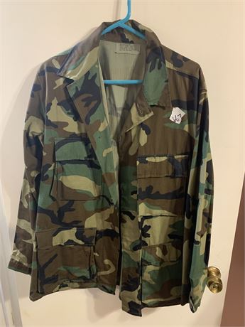 Camo Shirt Size Medium Regular