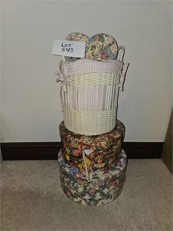 Mixed Size Hat Boxes & Waste Basket
