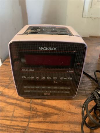 Vintage 80s Magnavox Purple Cube AM/FM Electronic Clock Radio