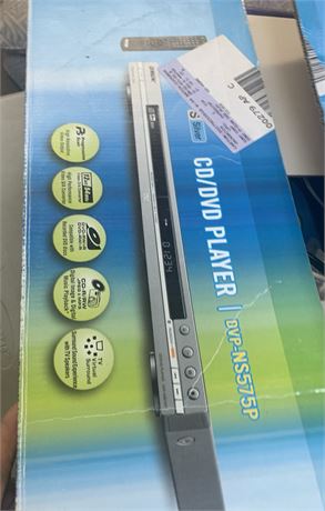 Sony DVP-NS575P CD/DVD Progressive ScanPlayer With Remote