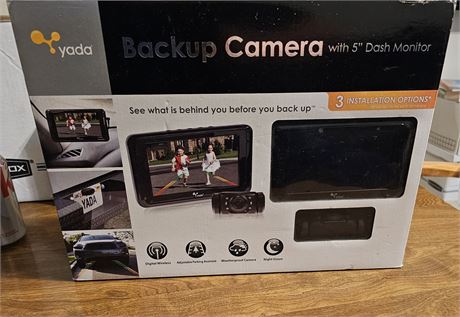 Yada Backup Camera w/ 5" Dash Monitor *NIB, IN ORIGINAL BOX