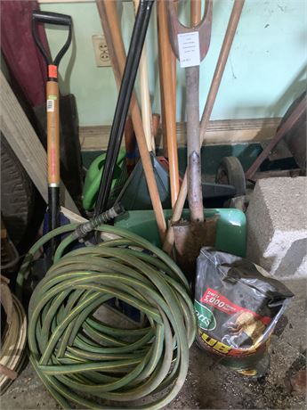 Gardening Tool Lot