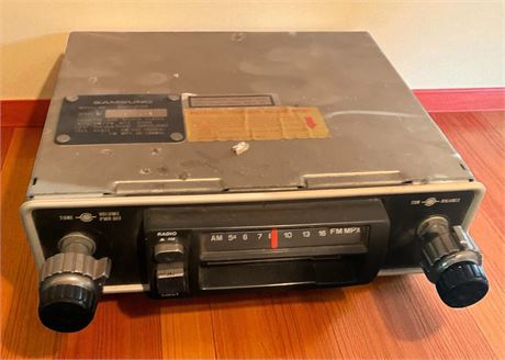 Car Radio Lot of 2
