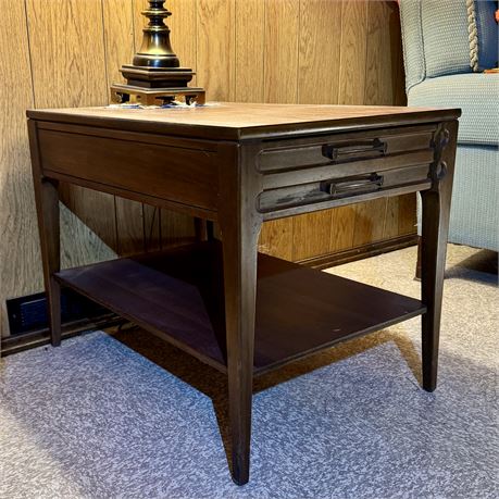 Mid-Century Mersman End Table - 21"T x 19 x 27.5"