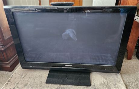 Panasonic 42" TV