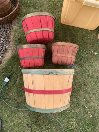 Colorful Vintage Garden Basket Pots Lot