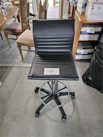 Adjustable Swivel Chair