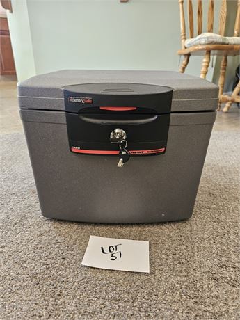 Sentry H4300 Safe With Key
