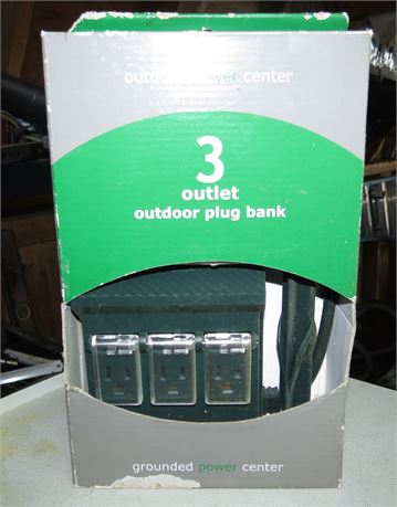 3 Outlet Outdoor Plug Bank