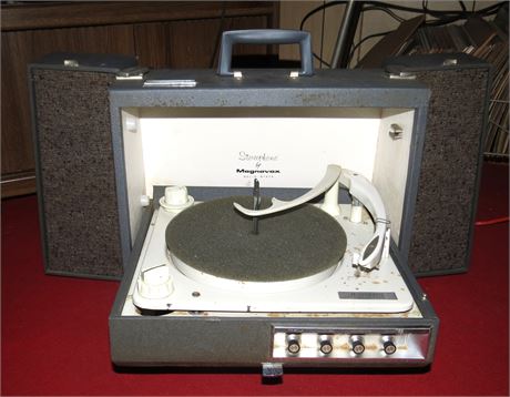 Magnavox Record Player