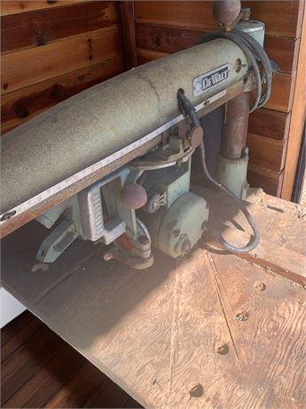 Dewalt Radial Arm Saw