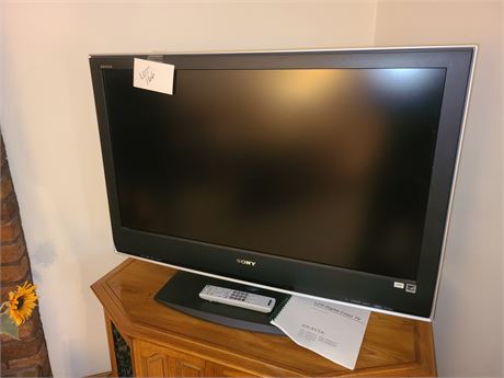 Sony Bravia 40" LCD TV Model: KDL-40S2010