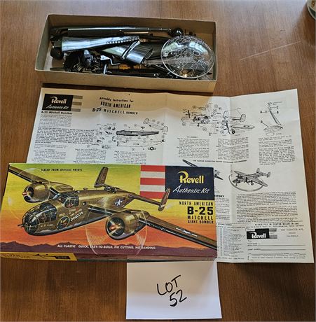 Revell B-25 Mitchell Giant Bomber H216:98