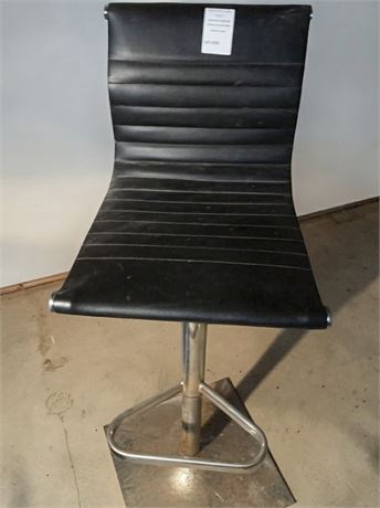 Master Adjustable Bar Stool W/Faux Leather Seat & Chrome Base