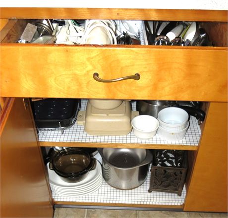 Kitchen Cabinet & Drawer Cleanout