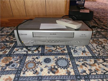 Emerson EWV404 4-Head Video Cassette Recorder with On-Screen Programming Display
