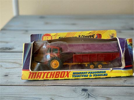 Matchbox Super Kings Massey Ferguson Tractor and Trailer Toy
