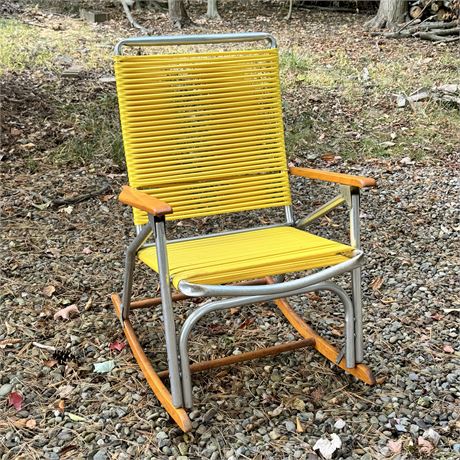 Telescope Folding Rocker w/ Yellow Vinyl Tubing