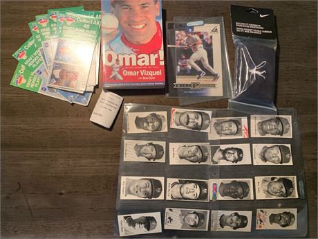Cleveland Indians Omar Vizquel, LA Dodgers, B & W NY Mets Baseball Cards & More