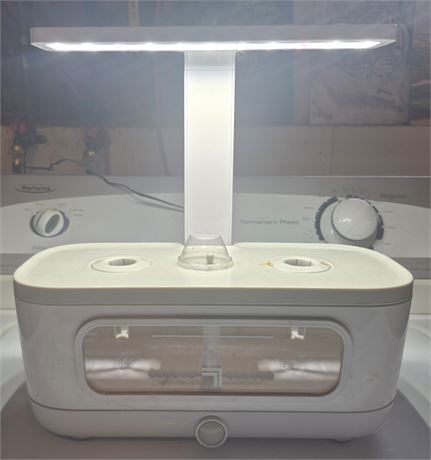 Sharper Image Grow Device