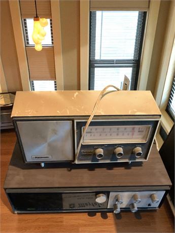 Panasonic AM/FM Solid State 2 Band 7 Transistor Radio & Mayfair Table Radio