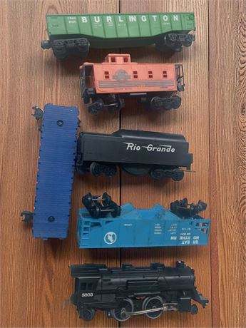 Lionel Black River Freight Model Train Set Featuring #8903 Rio Grande Steam Eng