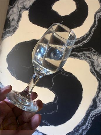 Embassy Foot & Rim 8 Ounce Clear Wine Glasses