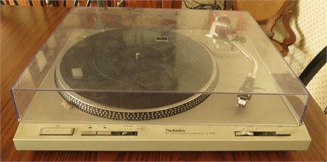 Technics Turntable