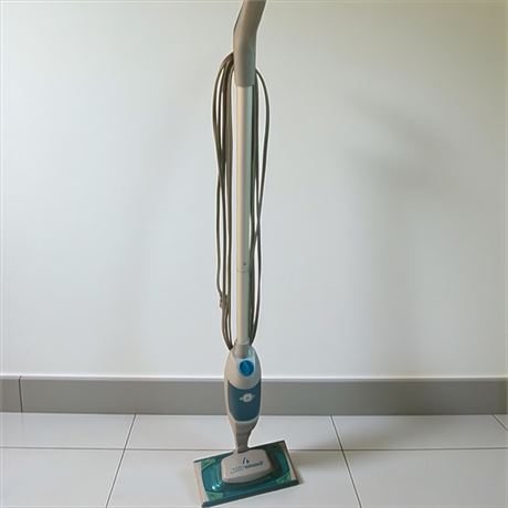 Swiffer Bissell SteamBoost Steam Mop & Heavy Duty Wet Cloths