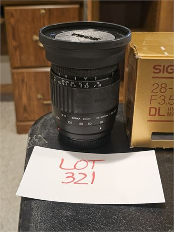 Sigma Aspherical AF 28-200MM F/3.5-5.6 DL Hyperzoom Macro Lens