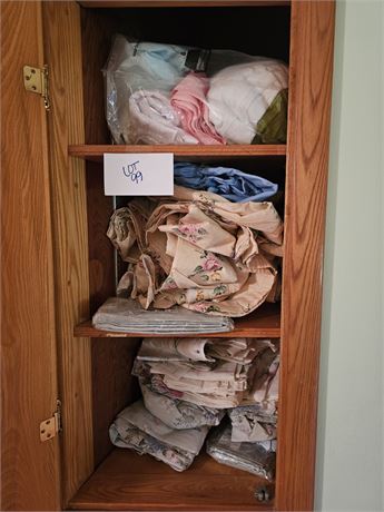 Closet Cleanout- Mixed Sheets, Curtains & Tablecloths- Sizes, Color & Maker Vary