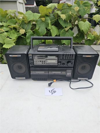 Aiwa 3D Super Bass Compact Disc Stereo