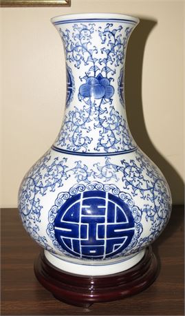 Blue/White Porcelain Vase