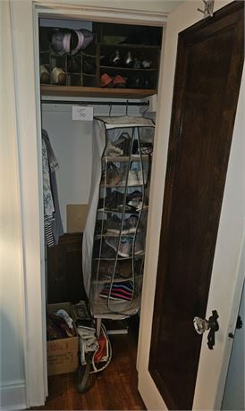 Ladies Closet Cleanout: Small Clothes, Belts, Purses & More